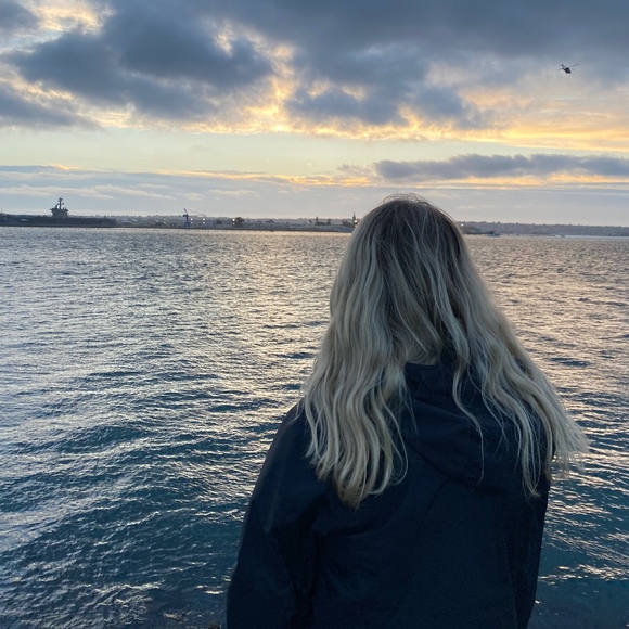 Meet your Posher, Mackenzie - Picture 1 of 1